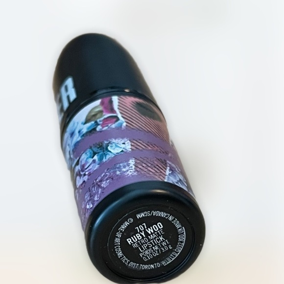 NEW MAC Cosmetics Risk Taker Ruby Woo Red Lipstick - Picture 3 of 7